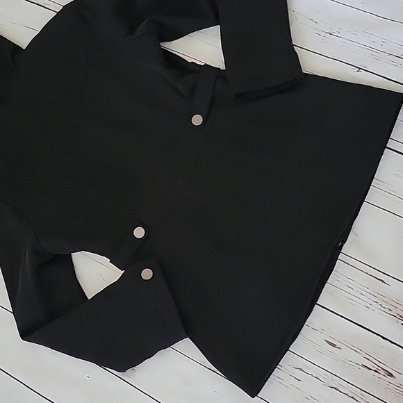 Black Jacket - Picture 7 of 8